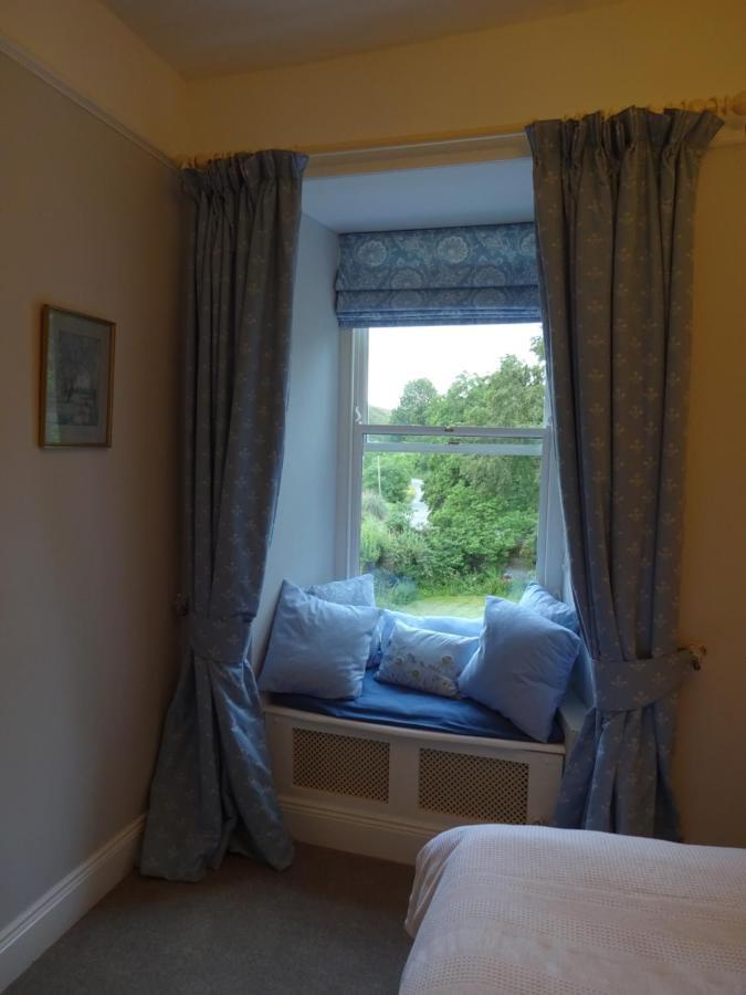 Riverbank House Bed And Breakfast Innishannon Exterior photo